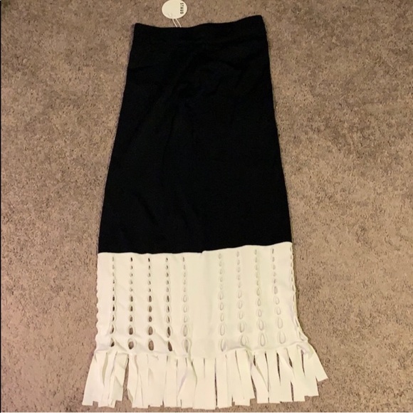NWT Staud Fringe Skirt - Picture 2 of 2
